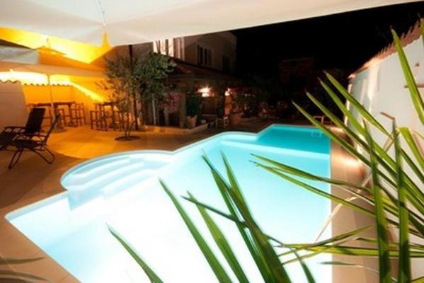 Hotel Makin Novigrad  Bagian luar foto